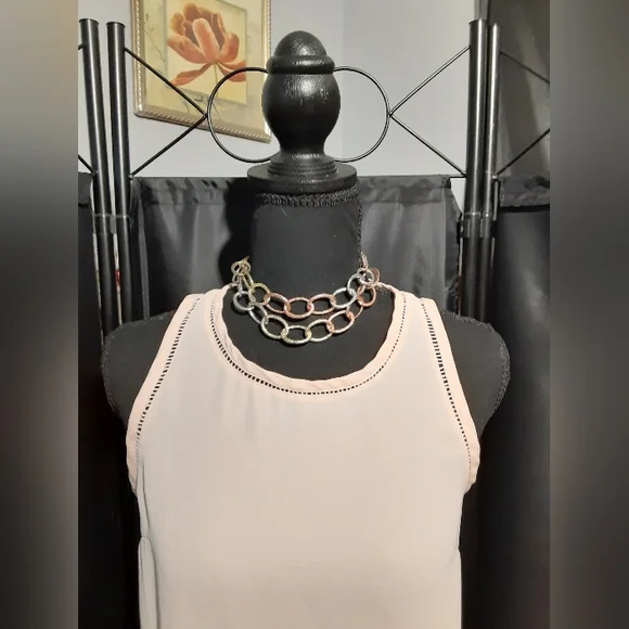 J. Crew Pink Tank Top Eyelit Design Women's Size 2P Business Casual Office - Picture 2 of 8